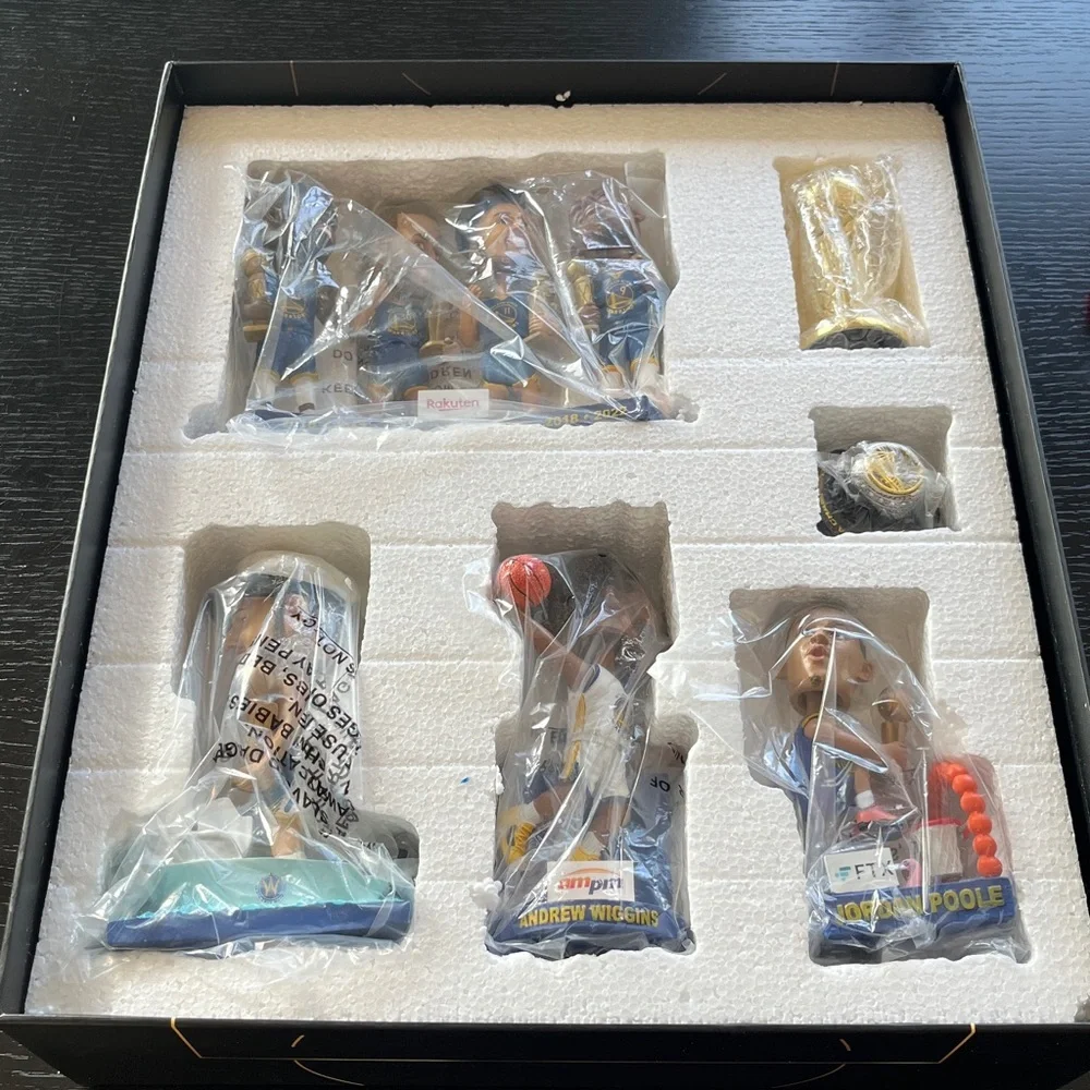 GOLDEN STATE WARRIORS 2021-2022 NBA CHAMPIONS BOBBLEHEAD SET, NIB